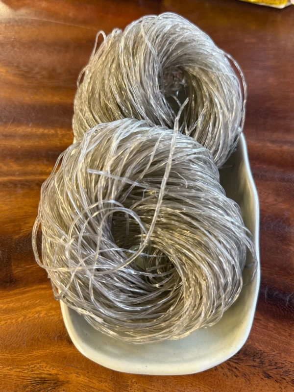 ថែមមីសួរ