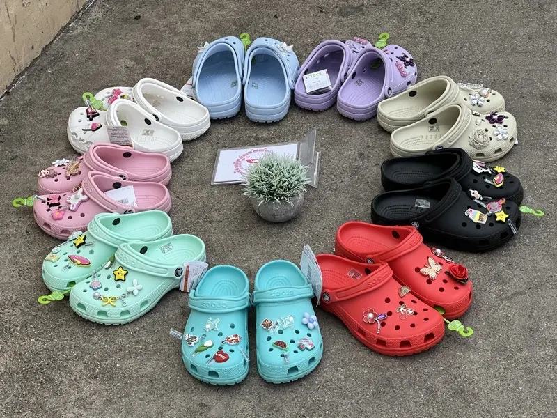 Crocs រាប