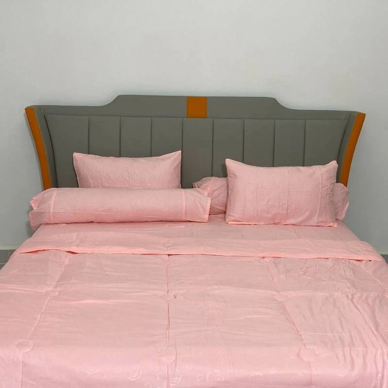ឈុតផ្កាកូឡាបផុស A01