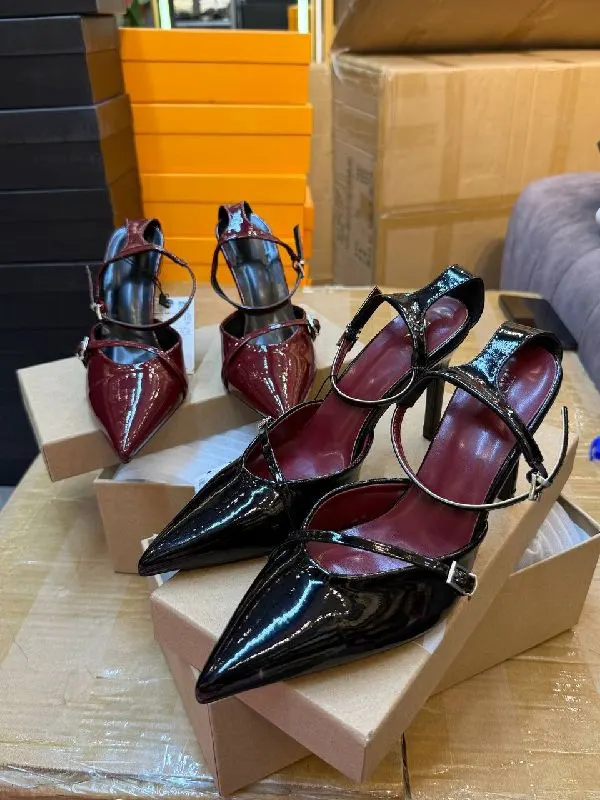 Zara ក្រវាត់