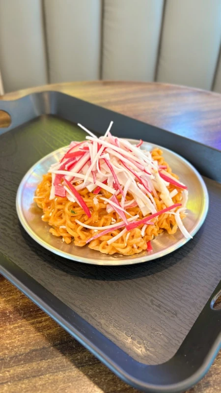 មីគោកហិររសជាតិរ៉ូហ្សេ