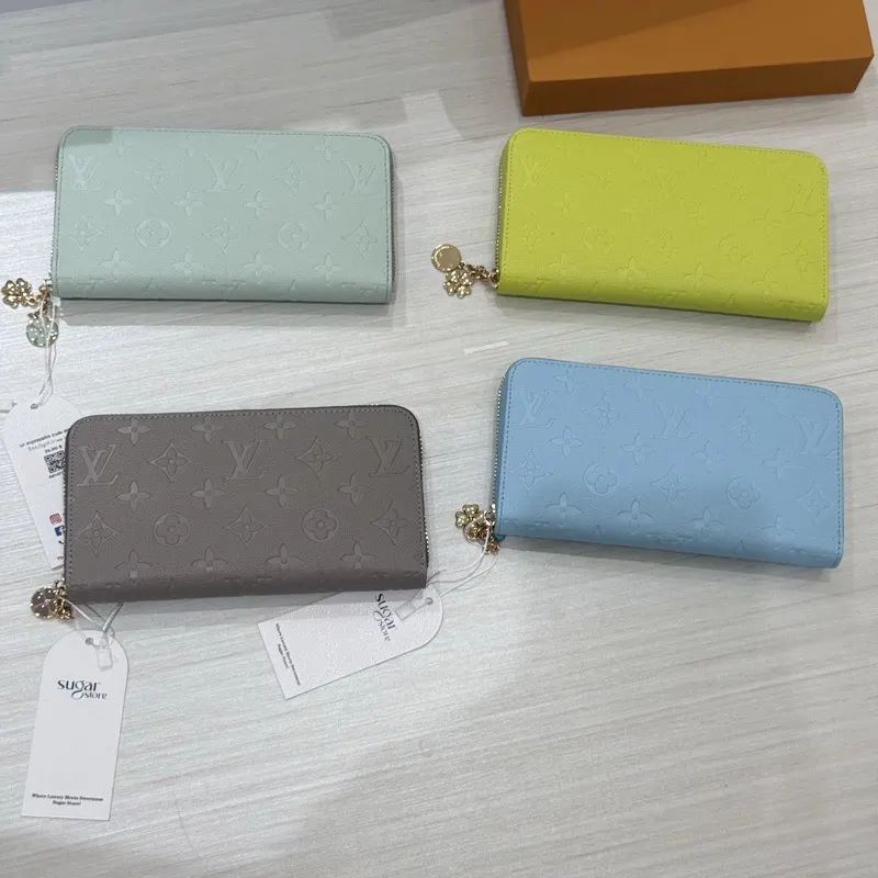 LV កាបូបលុយវែង Code M60430