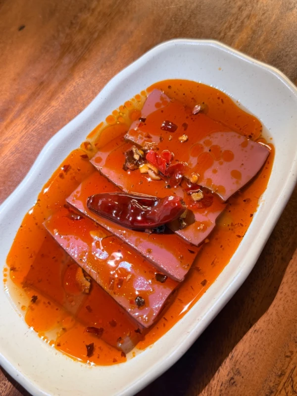 ថែមឈាមទា